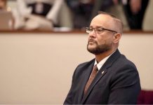 Aunke Corte a bolbe rechasa peticion di De Meza, el a expresa comprension pa su posicion