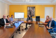 Minister Geoffrey Wever a tene su prome reunion cu Directie Financiën