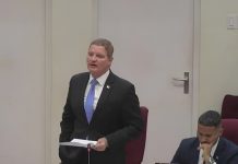 Segun prome minister Mike Eman: Mester acepta Rijkswet pa no haci Aruba un partner inconfiable den Reino MIKE EMAN