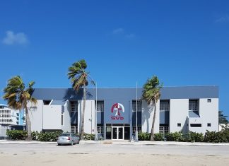 Kico legalisacion di indocumentadonan lo cambia pa enseñansa y SVb na Aruba?