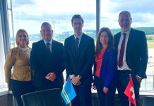 Aruba ta firma acuerdo di aviacion cu Suisa