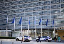 EU ta preparando “contramedidanan” si un acuerdo di tarifa cu Merca fracasa