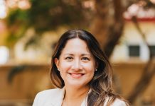 Guiando e Caminda pa Dilanti: Introduciendo e Rector nobo di Universidad di Aruba