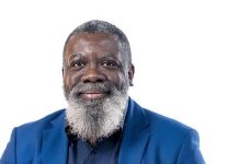 Secretario di Estado Paul (Educacion, Cultura y Ciencia) a contesta pregunta di parlamentarionan tocante idioma di instruccion na islanan di Caribe Hulandes