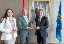 Secretario di Estado Zsolt Szabó ta confirma su salida