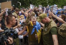 Ucrania ta bisa cu Rusia a lansa bombardeo di drone mas grandi den e guera