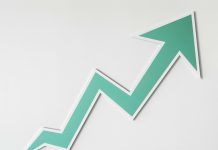 Minister Geoffrey Wever (Futuro): A duna 402 permiso pa negoshi nobo den e prome 6 luna di 2025