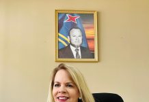 Parlamentario Evelyn Wever-Croes (MEP): Opinion personal: Ki ora bo ta apunta un “vakminister”?