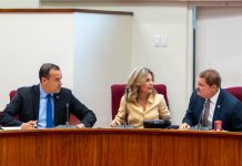 Parlamento ta trata Rijkswet: Parlamento cauteloso riba tema di Rijkswet, ta pidi mas detaye