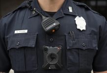 Parlamentario Otmar Oduber (PPA) “Bodycam ta pa protege pueblo, no pa haci show”