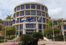 Rapport di CBCS: Sistema di pension di Corsou y Sint Maarten ta enfrenta retonan structural