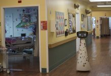 Un robot programa pa actua manera un mucha muhe di 7 aña ta traha pa combati miedo y soledad na hospital