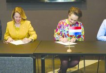 Comision independiente ta bay revisa implementacion di Landspakket