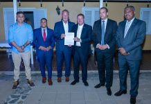 Gabinete AVP-FUTURO a firma MoU cu Oranjestad Investors Group