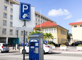 Meer parkeerders betalen na aangescherpte handhaving door Aruparking