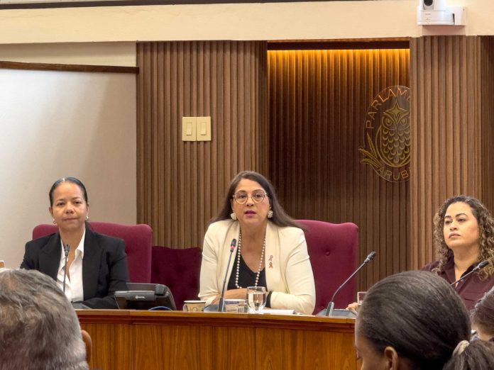 Minister Wyatt-Ras a duna aclaracion den Parlamento riba cuido di adulto mayor na Aruba_result