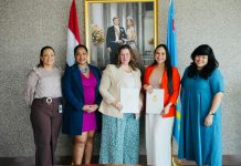 Minister di Educacion Gerlien Croes ta firma cu Husson University na Maine pa amplia oportunidadnan pa studiantenan Rubiano