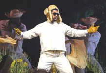 Pakico algun ta mira Bad Bunny como e escogencia controversial pa half-time show di Super Bowl 2026