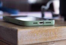 Prohibicion di celular den scol ta ricibi reaccion mixto den tanto studiante como mayor