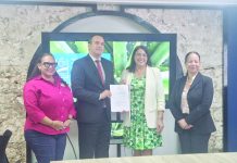 Santa Rosa y Directie Ouderenzaken a uni forsa na bienestar di adultonan mayor