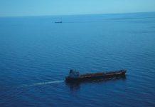 Segun Bloomberg, Union Europeo evaluando sancion contra bandera falso di Aruba usa pa Flota Fantasma Ruso