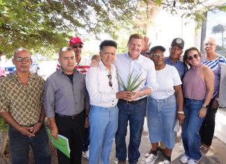 Dr. John Croes: Aloe a yega Aruba for di West Africa durante periodo di sclavitud