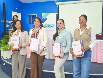 Gobierno ta firma acuerdo cu Directie Ouderenzaken y Colegio EPI pa profesionalisacion di cuido di adulto mayor (2)