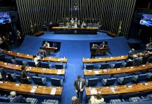 Brasil: Congreso ta pasa ley reduciendo termino di prison di Bolsonaro