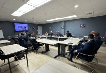 Gobierno a pidi asistencia di comunidad: Centenares di pasahero a keda pega na Aruba despues di cancelacion di varios vuelo