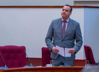 Corsou y Aruba ta duna start pa desaroyo di un conexion cu ferry entre e dos isla