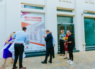 Firma y entrega oficial di edificio “John G. Eman” ta marca un siguiente paso concreto den revitalisacion di Oranjestad