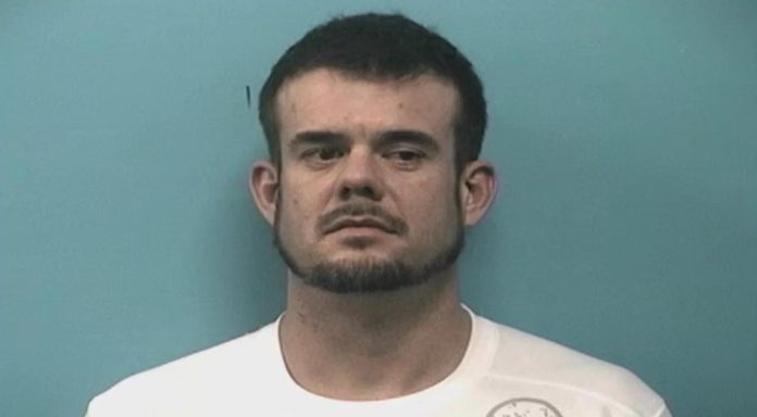 Joran van der Sloot haya seriamente herida despues di intento di suicidio den prison di Peru