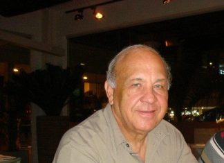 Comerciante Leo Lacle a bay sosega