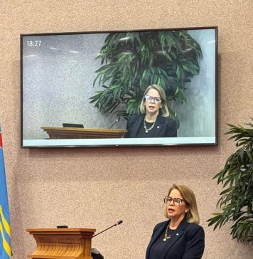 Lider di MEP, Evelyn Wever-Croes ta denuncia menasa di morto