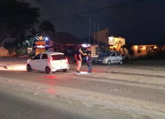 Cuerpo Policial Aruba ta informa: 8 chauffeur deteni pa core bao influencia, y un arma di candela confisca