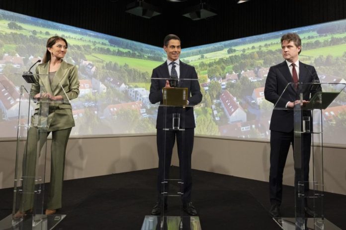 Acuerdo di coalicion Hulandes ta renoba politica di Reino pa islanan den Caribe Hulandes