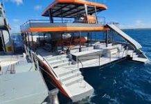 Armada Dominicano a rescata Catamaran cu a perde bayendo Aruba