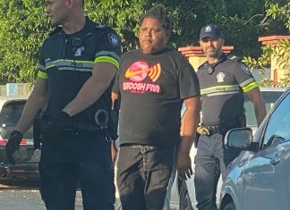 Tragedie in Pos Abou: Politie en familie geven verschillende lezingen over dodelijke schietpartij