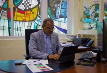 President di Parlamento, Sr. Marlon Sneek (AVP): Parlamento a sinta cu CMO pa confirma cu Aruba ta debidamente prepara