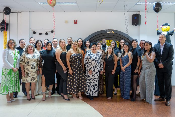 26 profesional di Departamento di Impuesto ta gradua di Basisopleiding Belasting