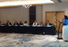 Activista Oriana Wouters durante IPKO: Cambio di clima ta exigi accion urgente y cooperacion mas fuerte den Reino