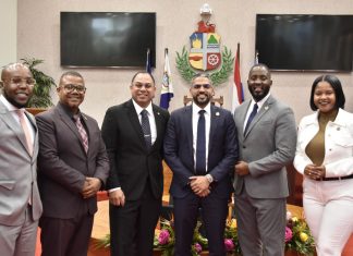 Eduard Pieters (PPA): “Ta yega ora cu e reunionnan di Tripartite mester tin resultado concreto”