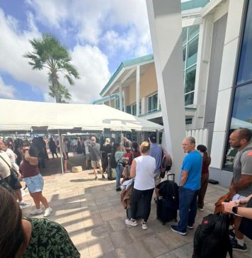 Luchthavenoperaties tijdelijk stilgelegd vanwege “veiligheidssituatie met betrokken vliegtuig”