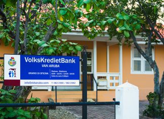 Minister Geoffrey Wever: Ta flexibilisa condicionnan di hipoteca na Volkskredietbank