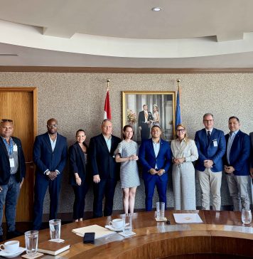 Minister Wendrick Cicilia ta instala comision pa mehora conectividad entre Aruba, Boneiro y Corsou