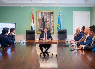 Minister Geoffrey Wever: 2025 y 2026 atrobe lo tin ganashi pa Freezone Aruba NV