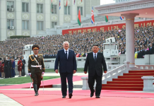 “Cumbre di dictadornan”: Lukashenko a yega Corea di Norte pareu cu Kim Jong-un