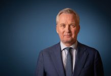 Debate den Tweede Kamer ta subraya preocupacion tocante relacion den Reino y marco constitucional