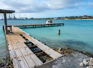 Destaho Publico pa renobacion di e pier na Rodger’s Beach ta habri dialuna