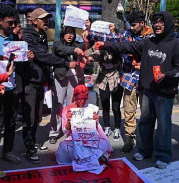 Hobennan Nepales ta exigi publicacion di rapport riba manifestacion mortal na september